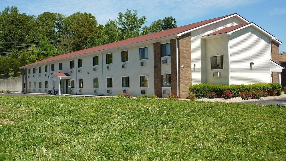 Hotel Super 8 By Wyndham Radcliff Ft. Knox Area Extérieur photo